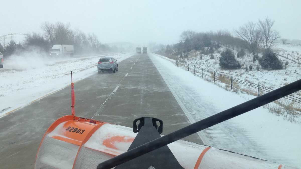 Some Iowa DOT snowplows will run on biodiesel