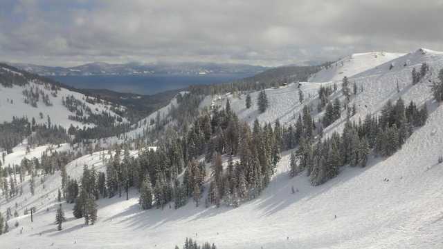 Man sues Tahoe ski resort more than year after avalanche injures him, kills friend - Vimarsana News