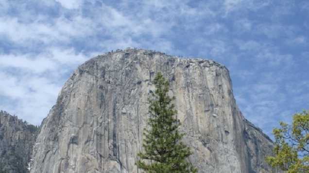 Climbers set speed record on Yosemite's Nose of El Capitan