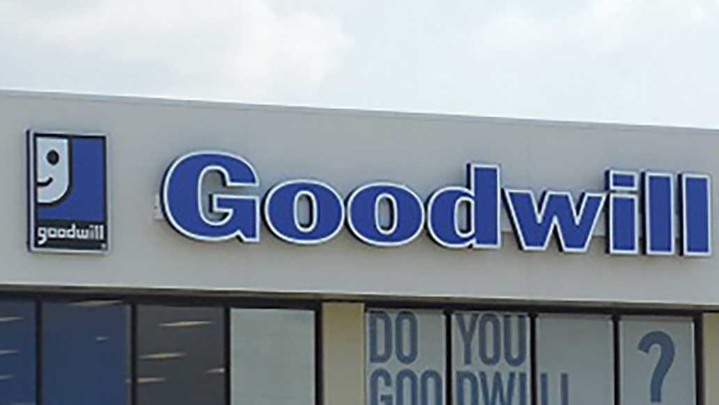 Mantan CEO Goodwill Sacramento dituduh mencuri dari organisasi nirlaba