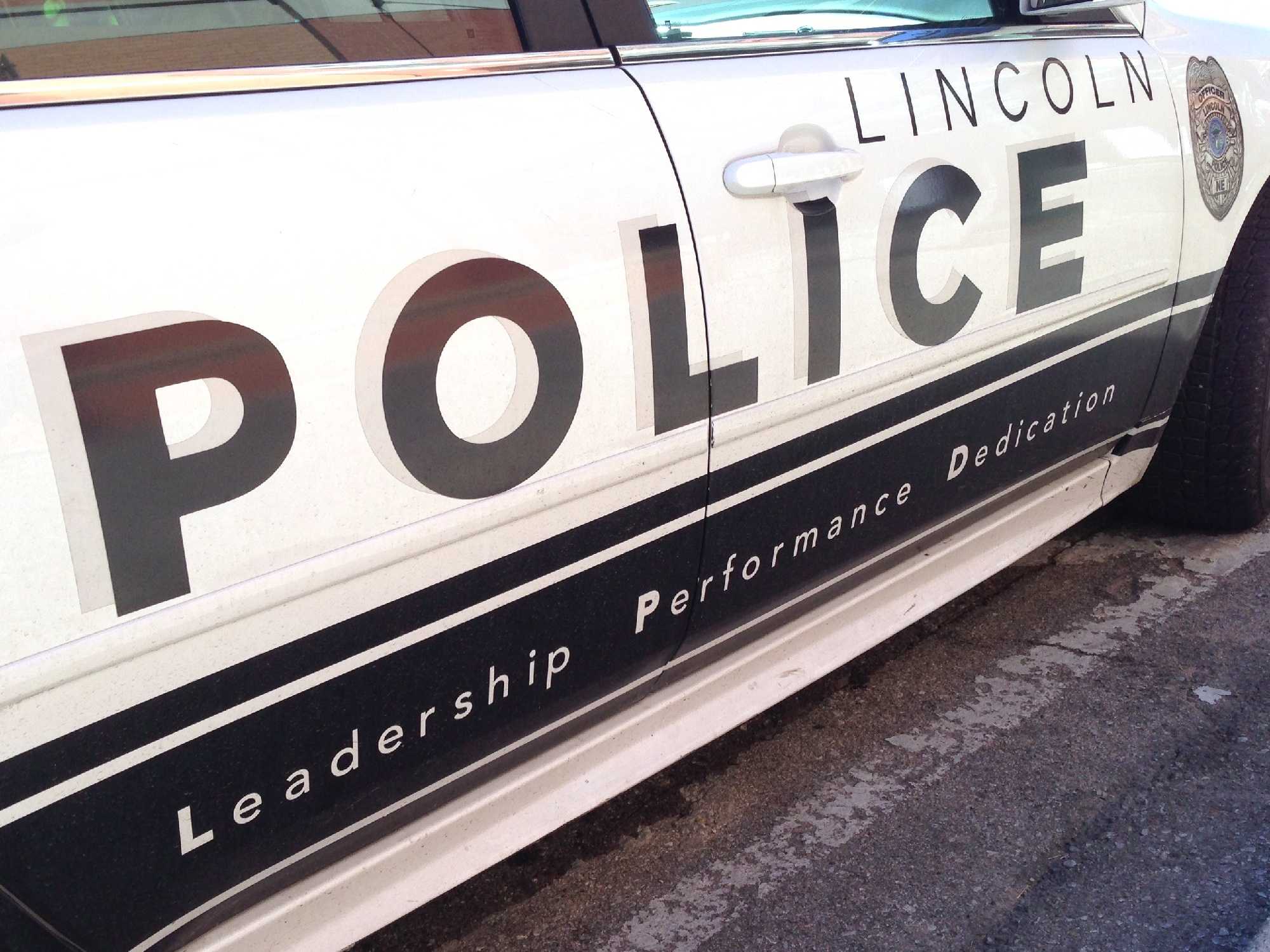 Lincoln Police Investigate String Of Smash-and-grabs, Thousands Of ...