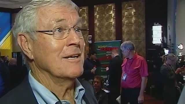 Former St. Louis Rams Head Coach Dick Vermeil elected to Pro