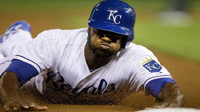 Lorenzo Cain, Brewers finalize $80M, 5-year contract