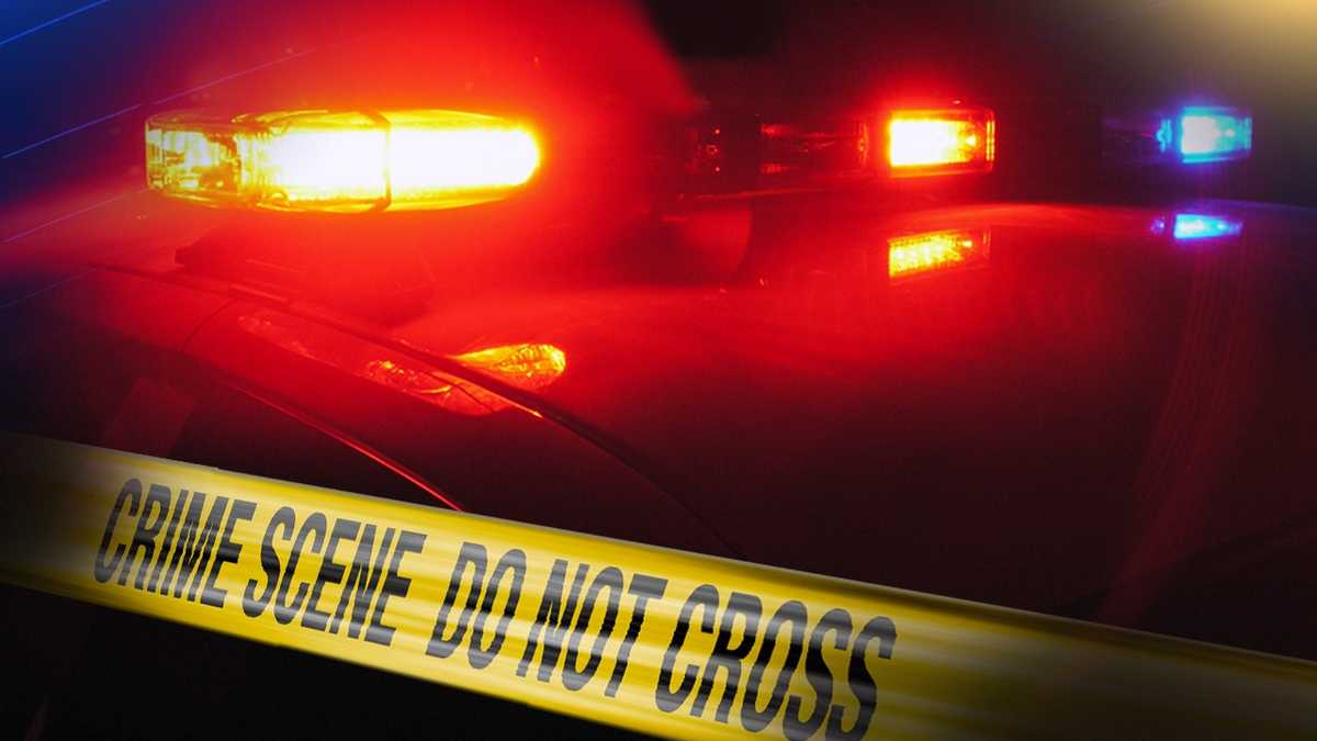 Kansas City police vehicle involved in crash near 31st, Southwest Trafficway