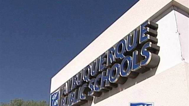 Albuquerque Public Schools superintendent visits White House - Vimarsana News