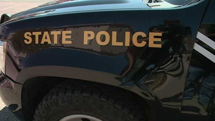 New Mexico State Police catch car theft on I-40.