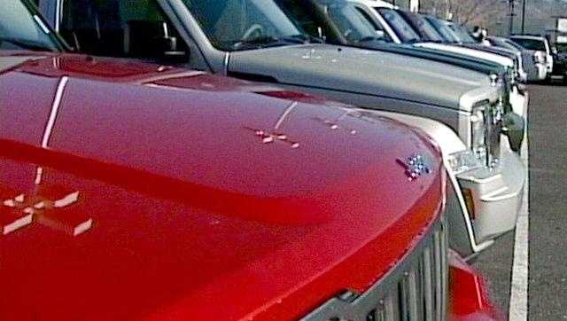 Car buyers, dealerships could see challenges ahead of auto worker strike - Vimarsana News