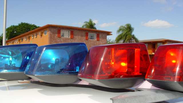Clovis man arrested after police pursuit; officer fires weapon at suspect - Vimarsana News