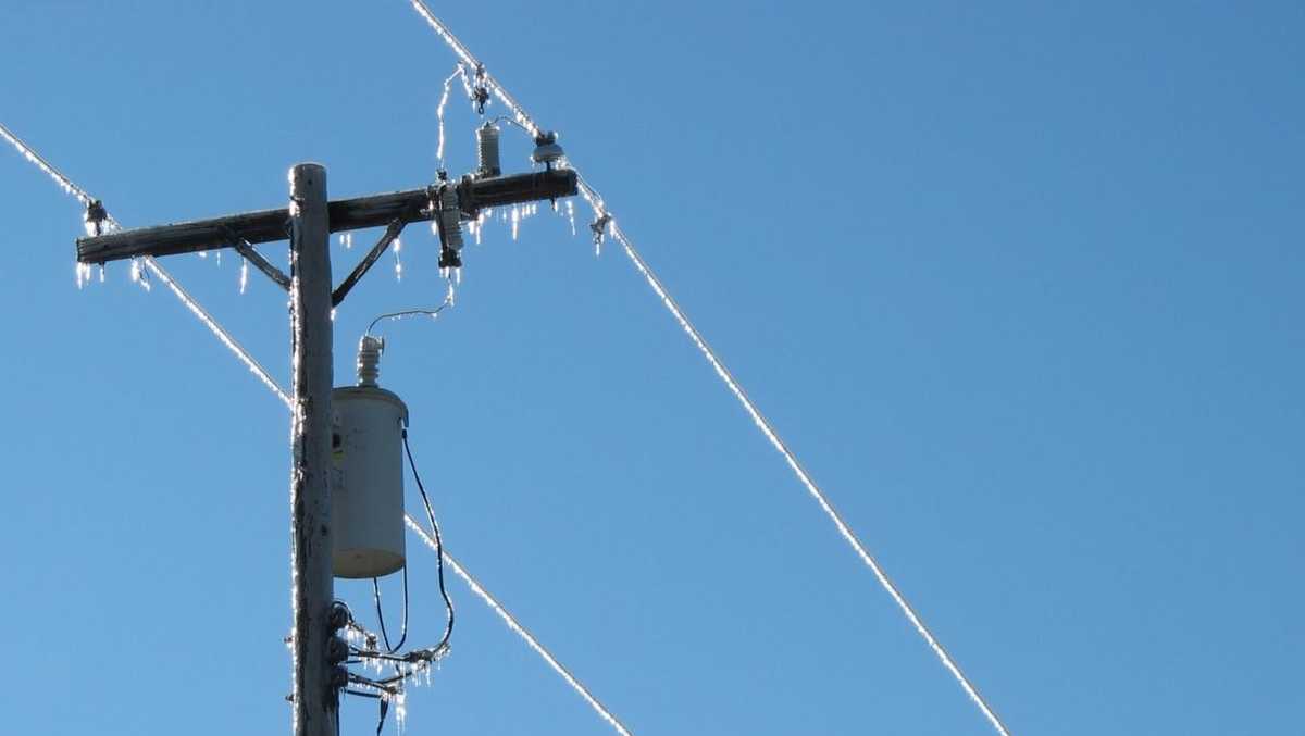 PNM will help connect power to some Navajo homes for the first time