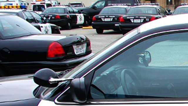 Salinas police searching for suspect who shot car with a baby inside - Vimarsana News