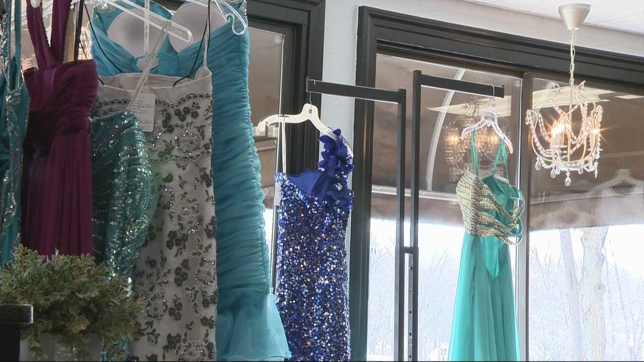 Prom Dress Stores in Illinois