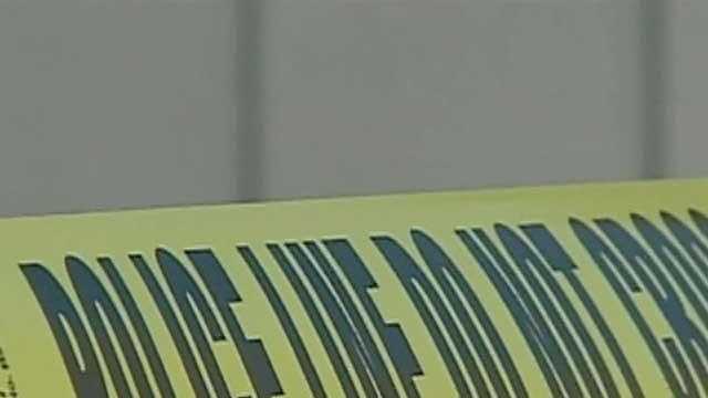 5-month-old drowns in Chicago bathtub after mother falls asleep, police say