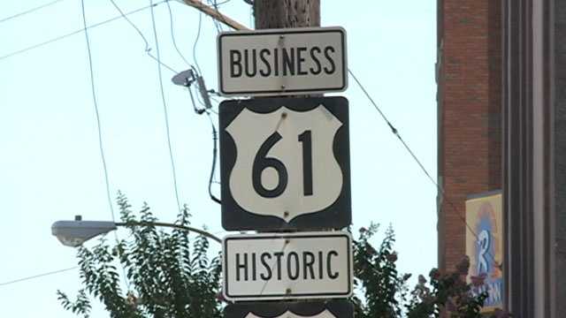 Pedestrian struck and killed on US Highway 61 in Adams County