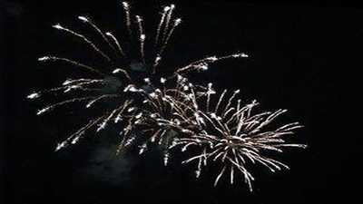 Central Mississippi towns light up with fireworks, music and family funwapt