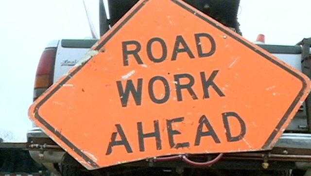 Congressman Bennie Thompson awards MDOT millions for road repairs in the Delta - Vimarsana News