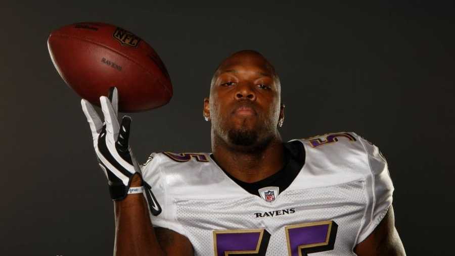 Ravens to induct Terrell Suggs into Ring of Honor