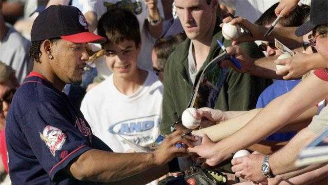 PawSox to become Pawtucket Hot Weiners for August game