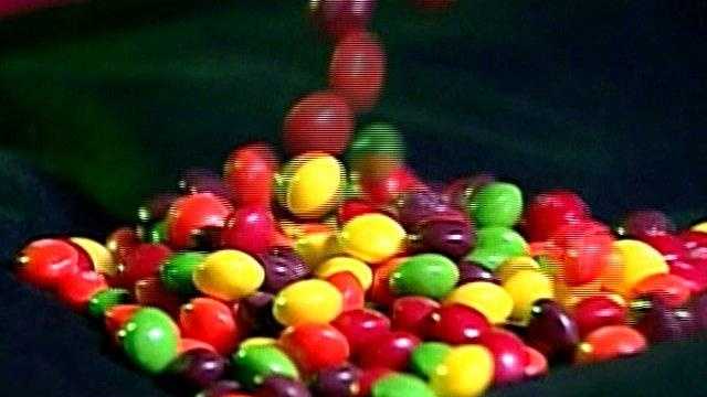 What to know as FDA takes steps to phase out petroleum-based food dyes