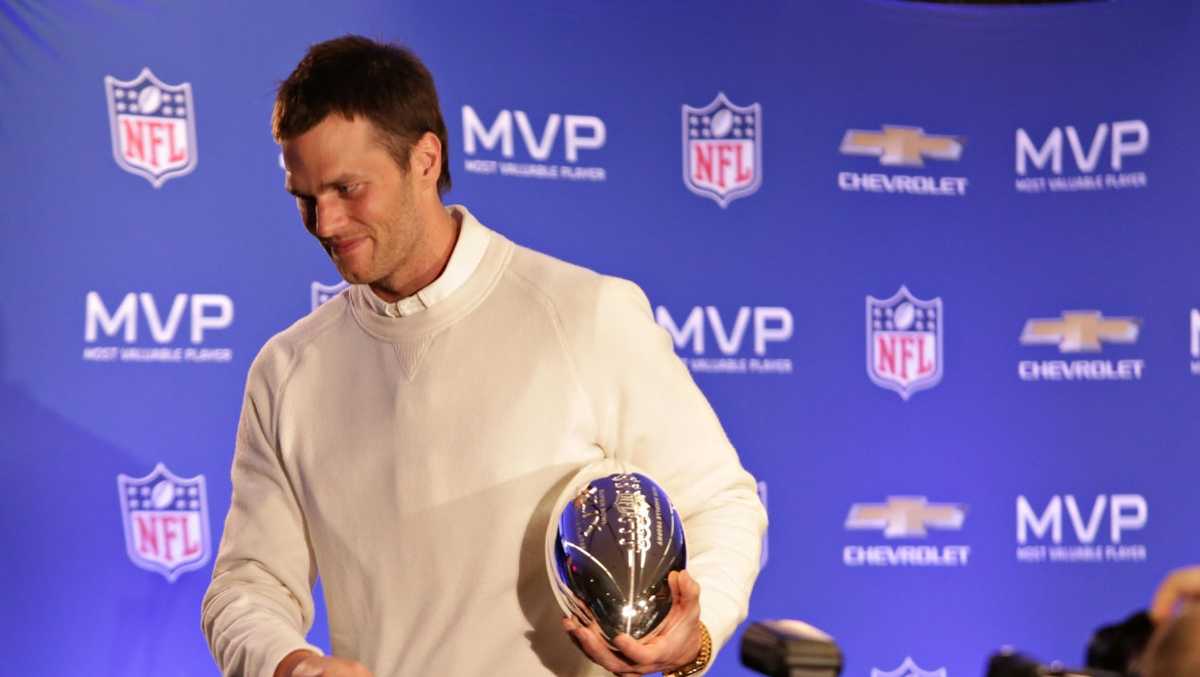 Bickley: Tom Brady isn't the GOAT, but is greatest quarterback in history