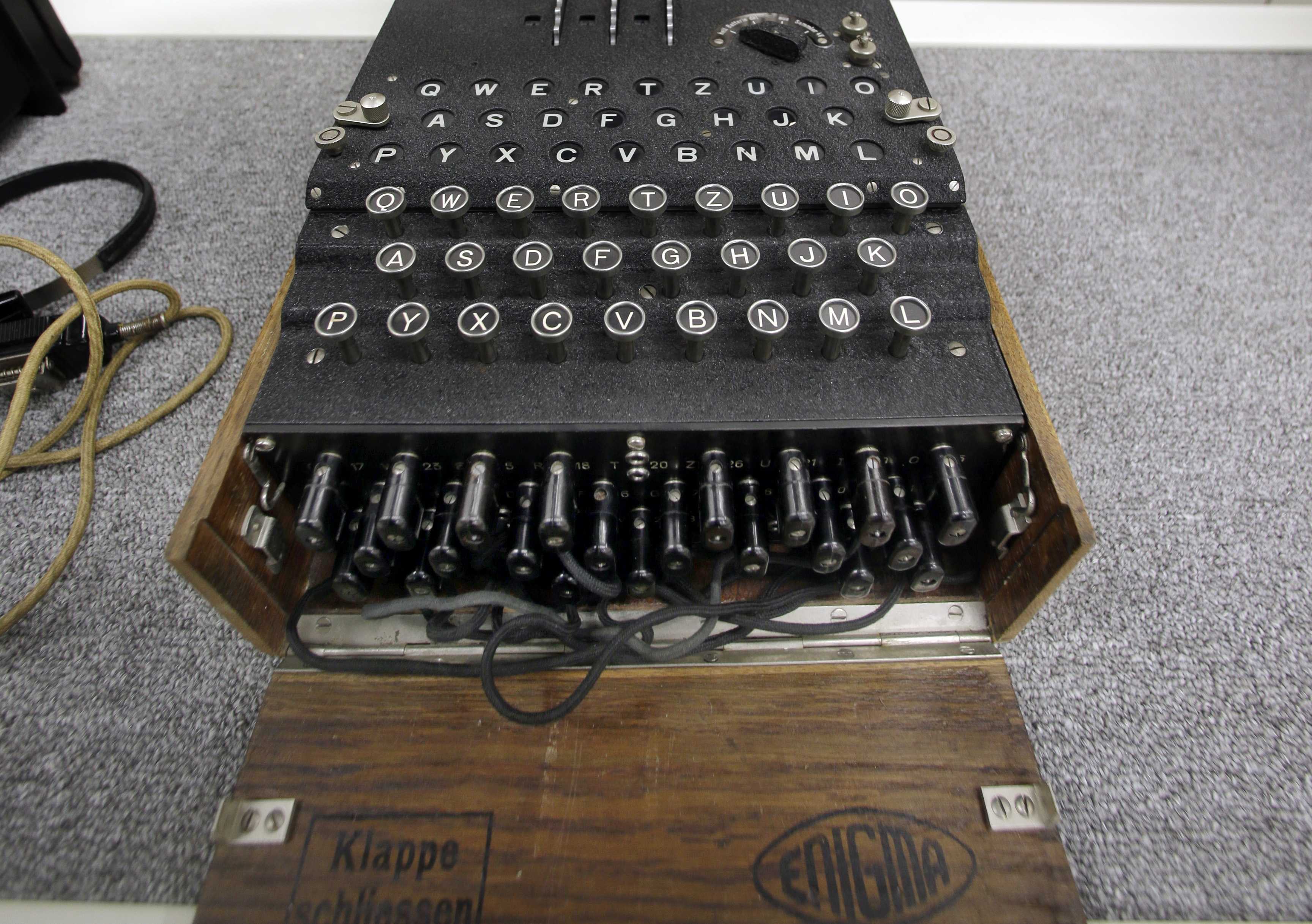 Obscure Natick museum displays 'Imitation Game' machines - WCVB