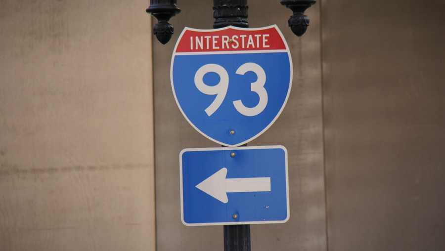 interstate 93 sign