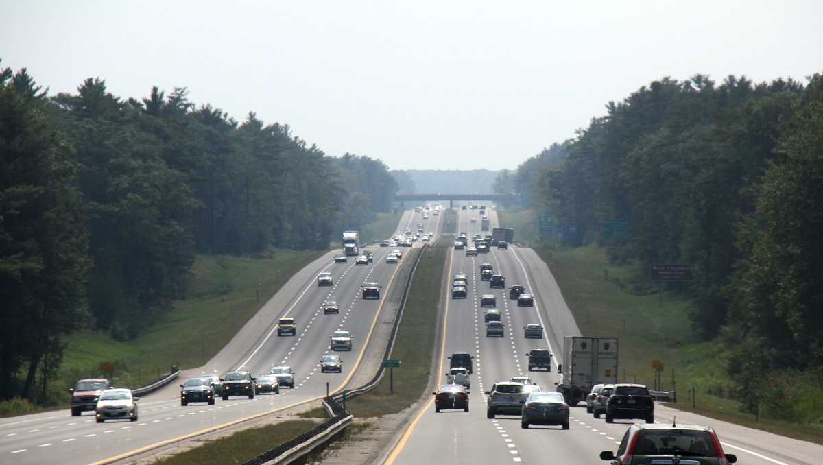 Maine Turnpike Parking: Your Guide To Smooth Sailing (and Safe Stops!)