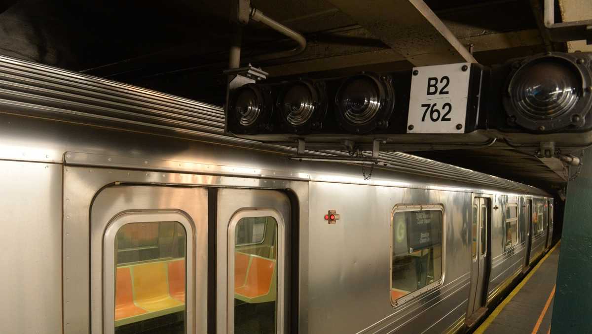 Teen dies subway surfing on Brooklyn train: NYPD