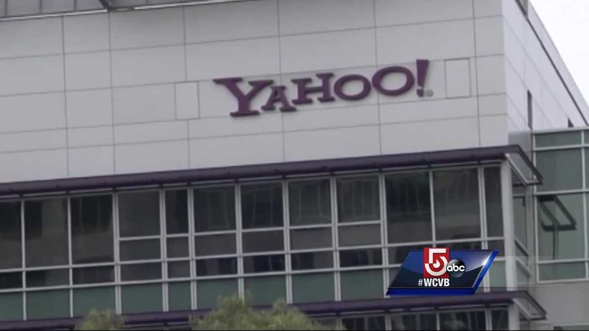 Yahoo issues new security warning to users