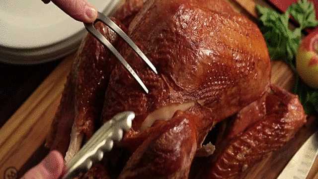Watertown restaurant will fry thawed turkeys for free