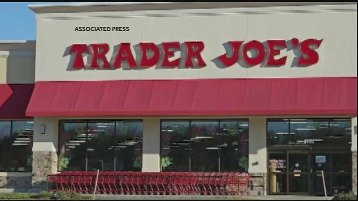 New Orleans' first Trader Joe's opens with second line(00)