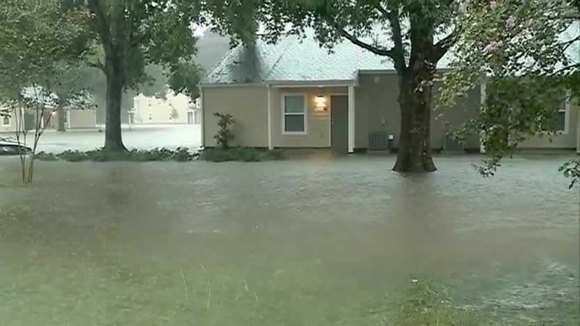 WDSU Northshore Reporter Heath Allen provides an update on the flooding in Tangi Village.