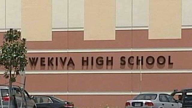 Pastor focuses on safety procedures after student found with gun at Orange County high school - Vimarsana News