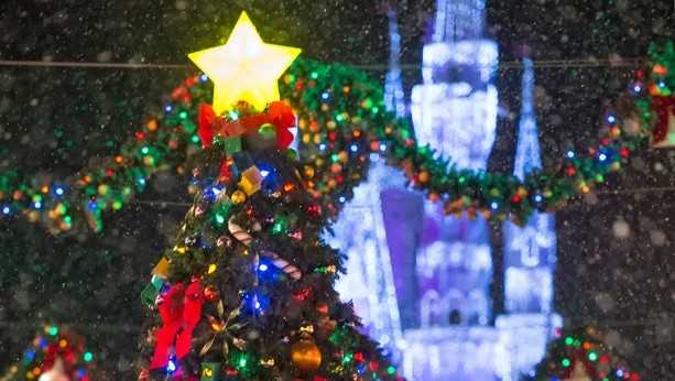 Holiday Guide: Festive lights, events and Santa sightings in Central Florida
