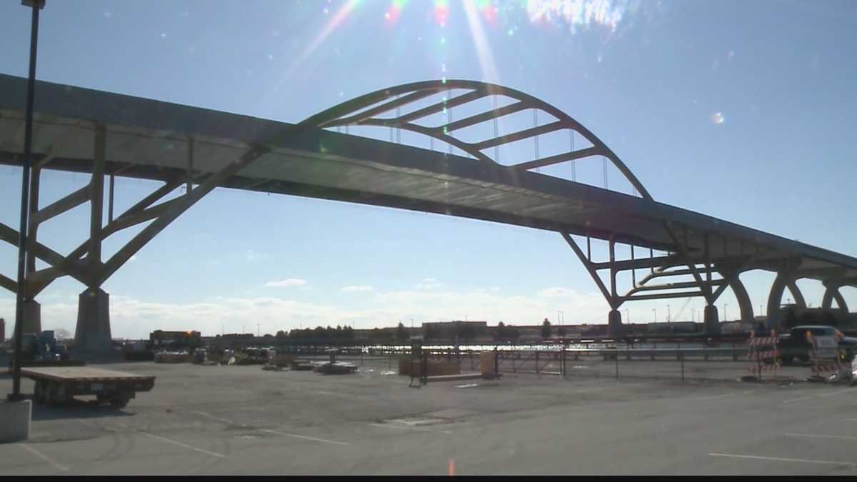 Lawmakers demand action on making Hoan Bridge safer for drivers after ...