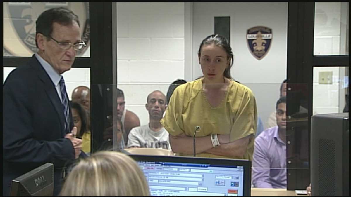 Woman accused of giving birth, killing baby in Kohl’s bathroom is ...