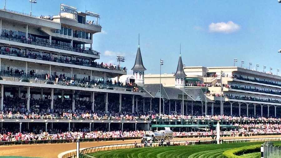 Churchill Downs holding job fair ahead of Breeders Cup