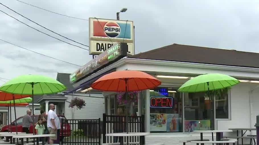 Louisville's Dairy Del gives free cones to kids who recite Pledge of
