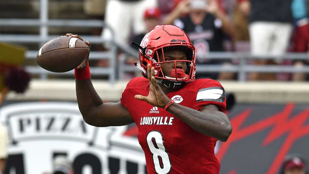 Lamar Jackson, Heisman finalists lead AP AllAmericans list