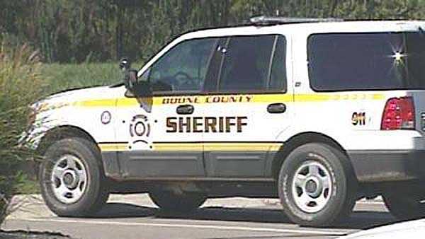 Boone County sheriff's deputy struck, injured during pursuit - Vimarsana News