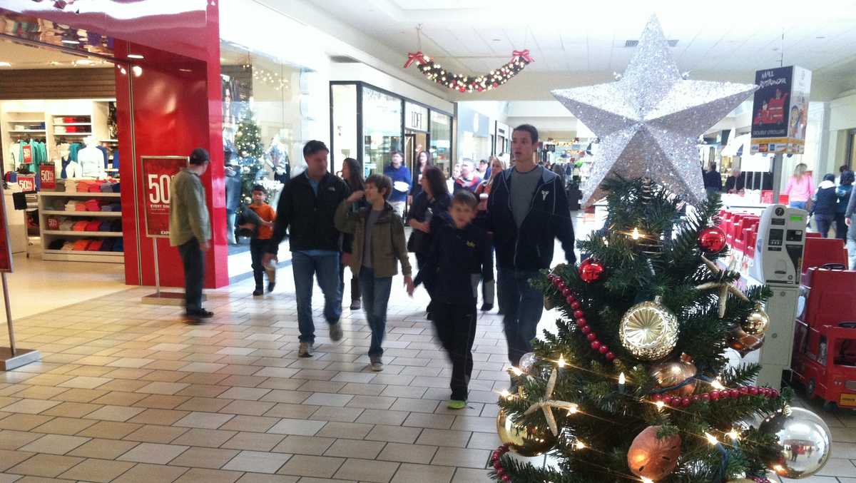 Local businesses get a boost from Christmas shopping