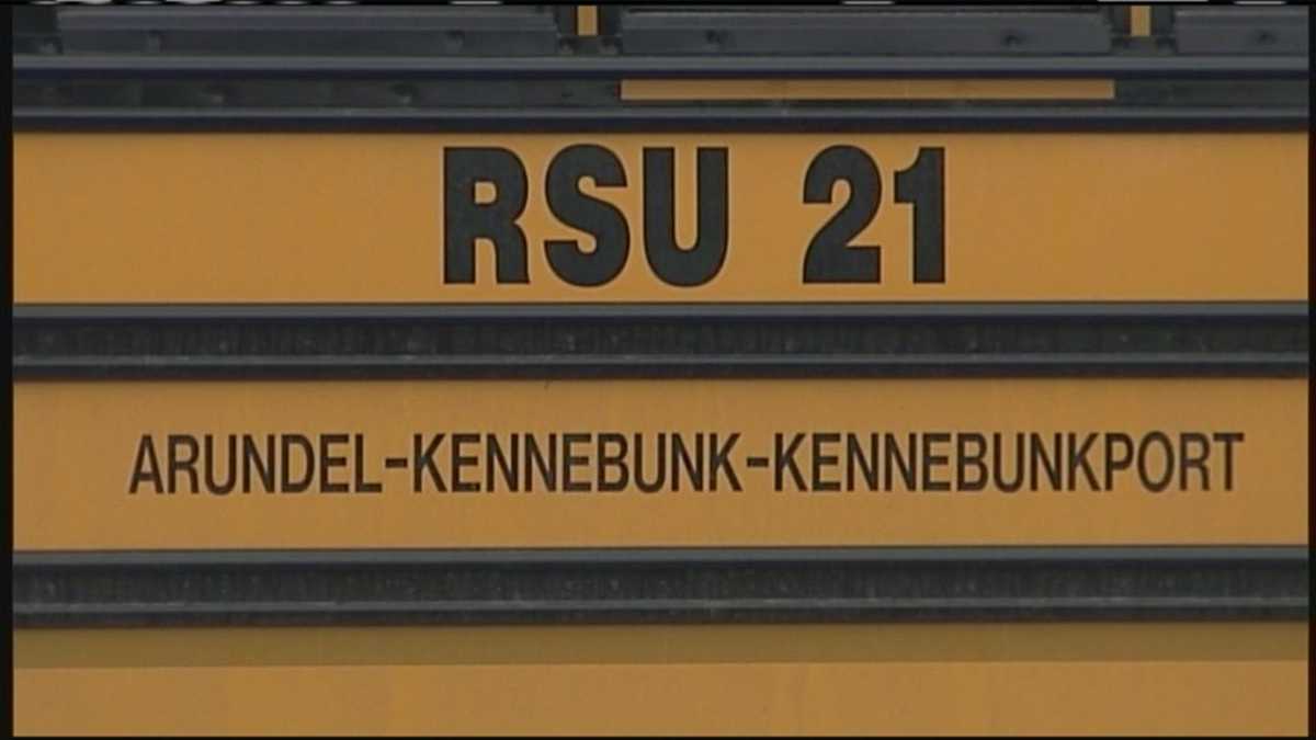 Voters in Maine school district narrowly reject budget again