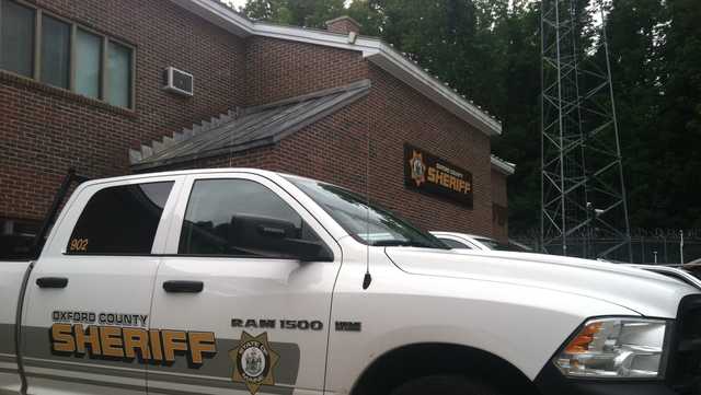 Man accused of breaking into Maine home dies while being arrested - Vimarsana News