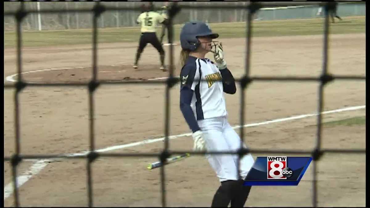 USM softball team sweeps St. Joe's