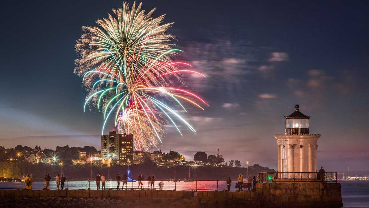 4th of July fireworks dates, times across Maine