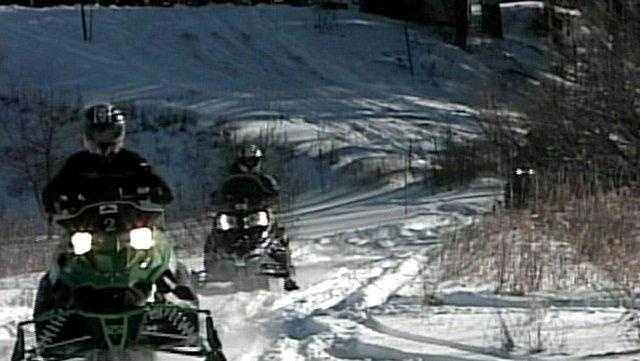Maine snowmobile trails open thanks to volunteer grooming efforts
