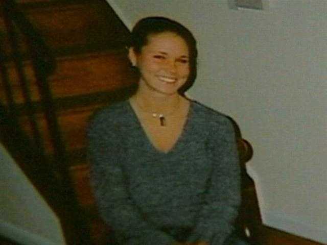 New Hampshire unsolved case: Maura Murray missing since 2004