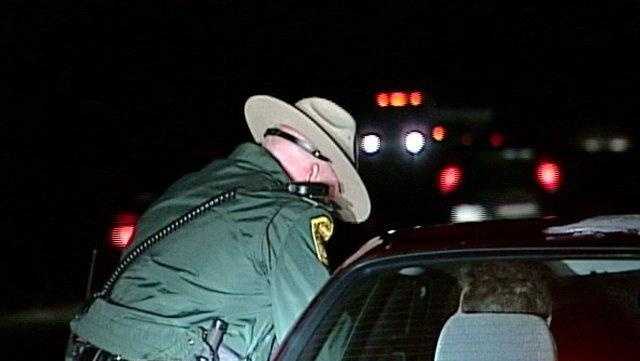 Police arrest three on "No DUI Friday" - Vimarsana News