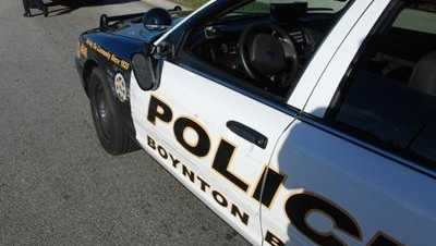Boynton Beach police search for suspect after shooting