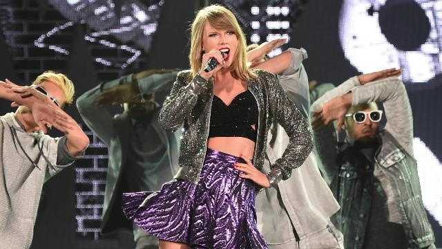 TAYLOR SWIFT: Heinz Field announces stadium policies for 'Reputation