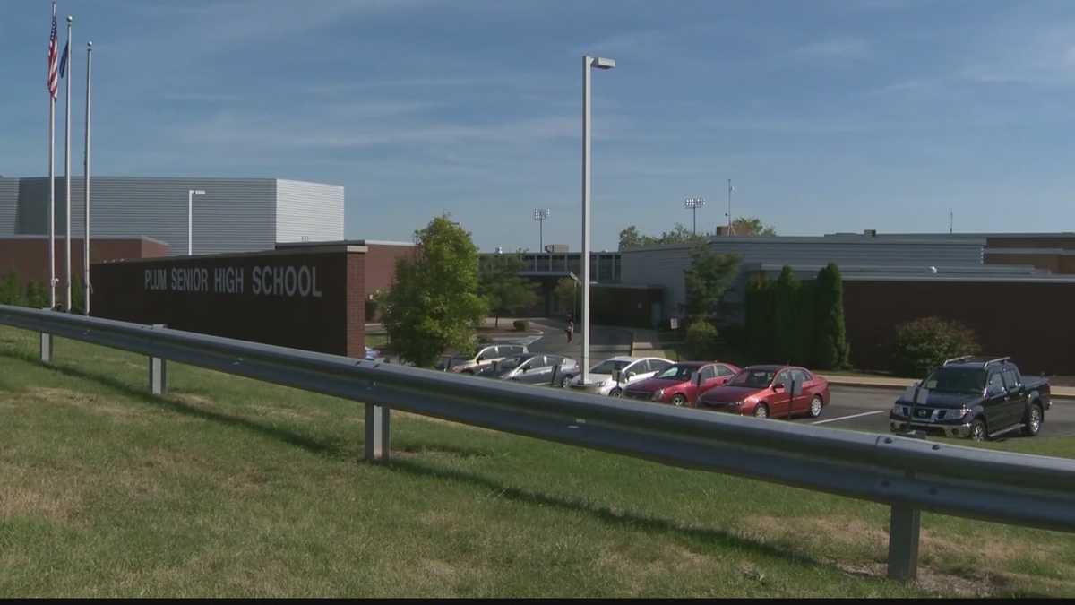 Mold found in Plum schools; start of new school year postponed until